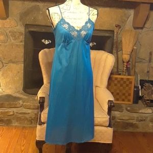 Vintage Peacock blue slip